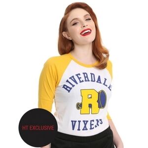 Riverdale Vixens HBIC Cheerleader Baseball Ragland Tee Shirt Women's Small S EUC
